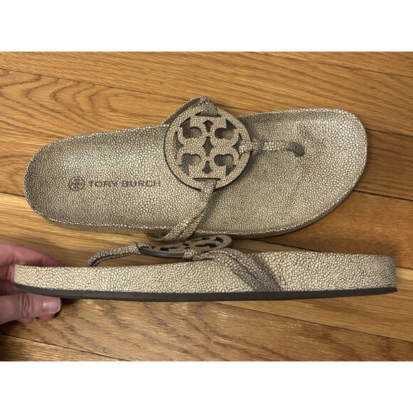 Tory Burch Miller Cloud Stingray Printed Leather in Sand Size 11 Sandals Shoes - Picture 13 of 16